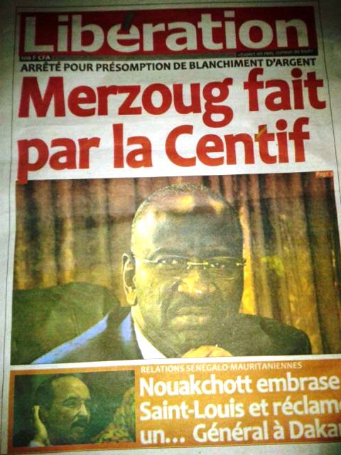 واجهة عدد صحيفة "ليبراسيون" السنغالية الذي تناول تروط ولد مرزوك وولد عبد الفتاح في الفضيحة المالية 
