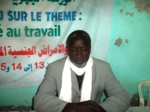 المنسق الجهوي للكونفدرالية الحرة لعمال موريتانيا مخمد لمين ولد محمود (تصوير الأخبار)