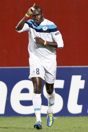 لاعب السنغال موسى سو في صورة من أرشيف رويترز