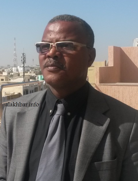 المحامي: بلال ولد الديك ـ عضو اللجنة الفنية الوزارية المكلفة بصياغة تقرير الاستعراض الدولي الشامل لموريتانيا (الأخبار)
